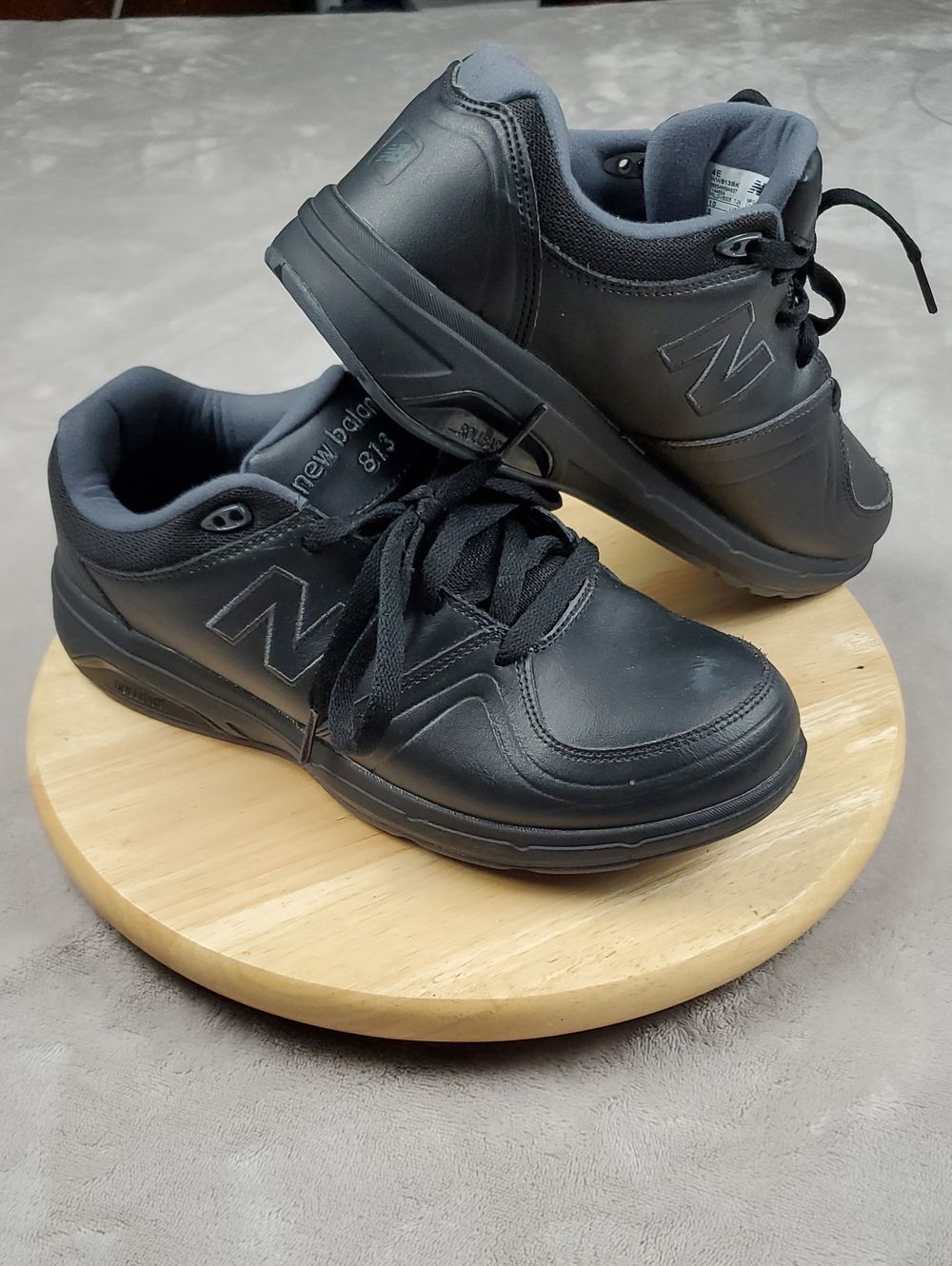 New Balance 813 | Women's Size 10 4E Extra Wide | Black Leather Walking Shoes